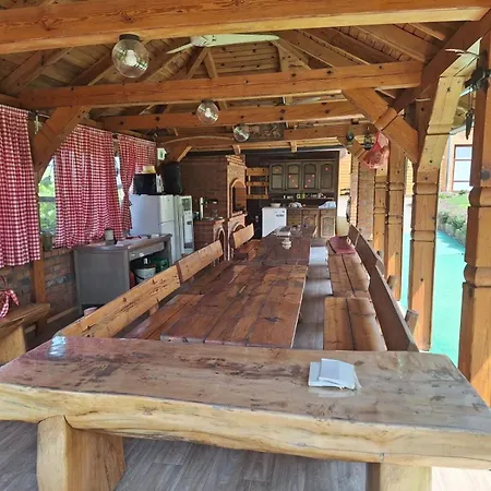 Djedovo Ognjiste 2 * Trnjani