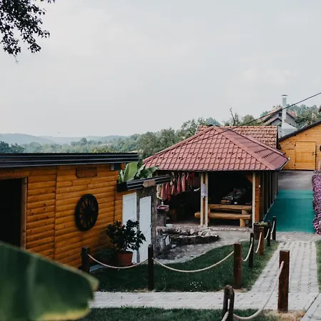 アパート Djedovo Ognjiste 2