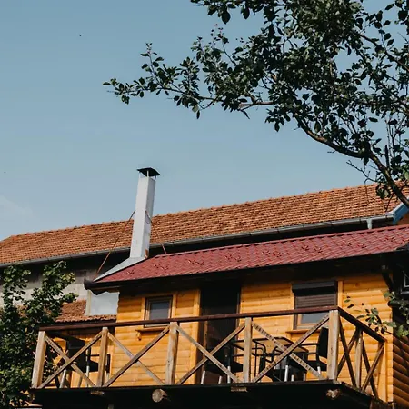 アパート Djedovo Ognjiste 2